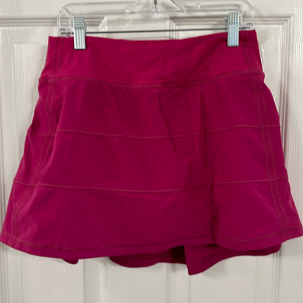 Lululemon Fuchsia Pace Rival Mid-Rise Skirt Size 4 Tall